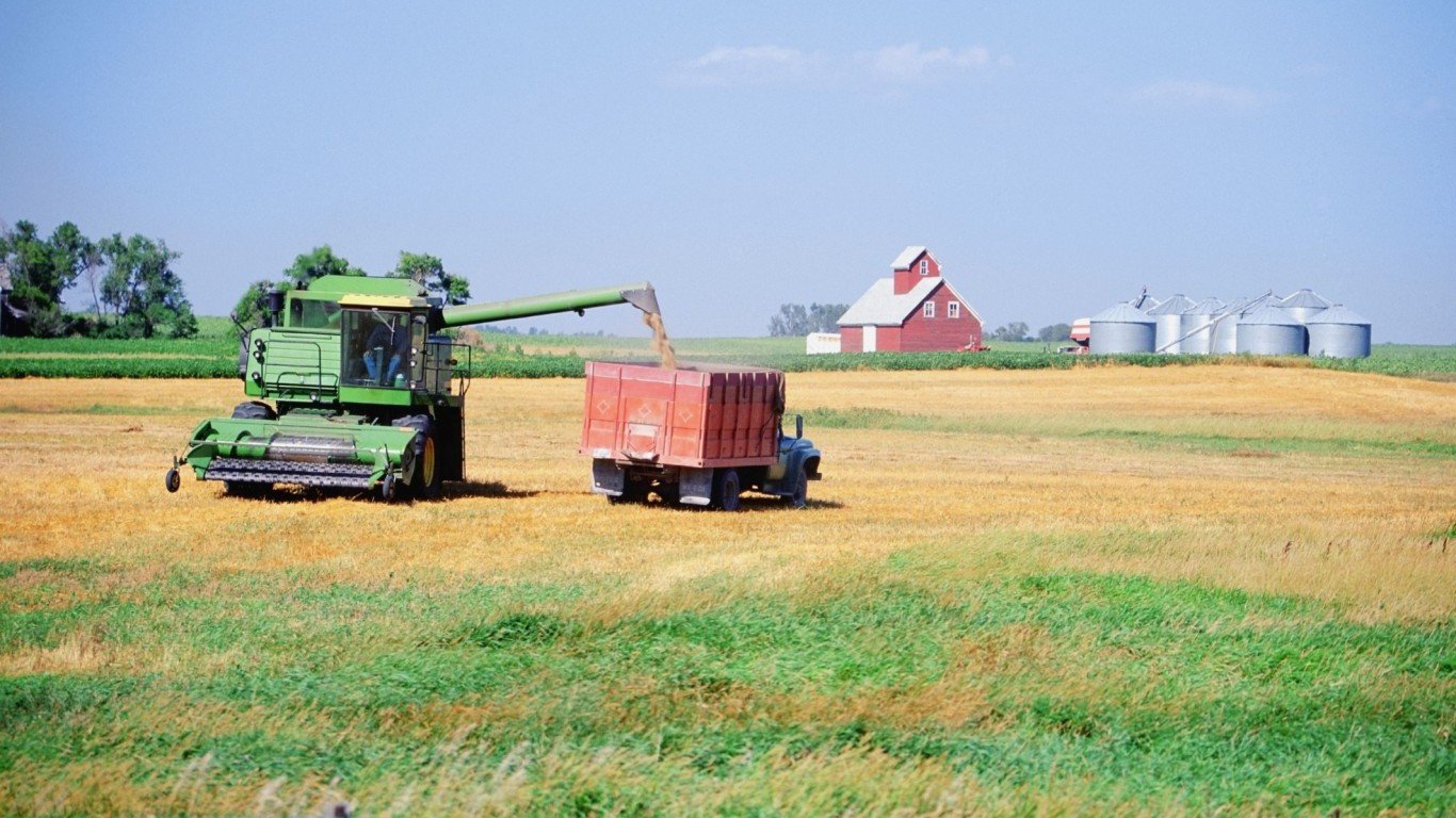 North Dakota, Farm, Tractor