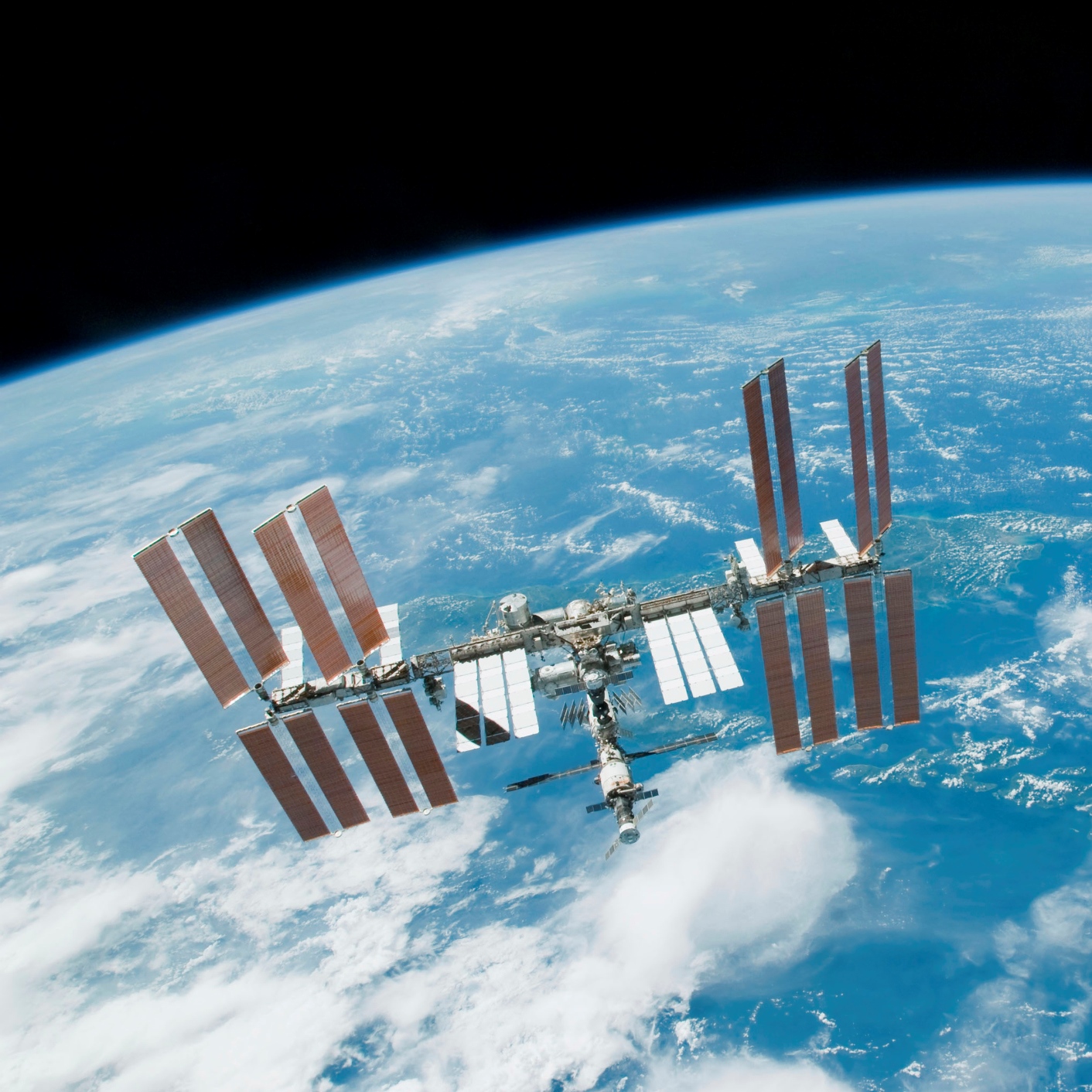 NASA Awards Cargo Contracts for International Space Station