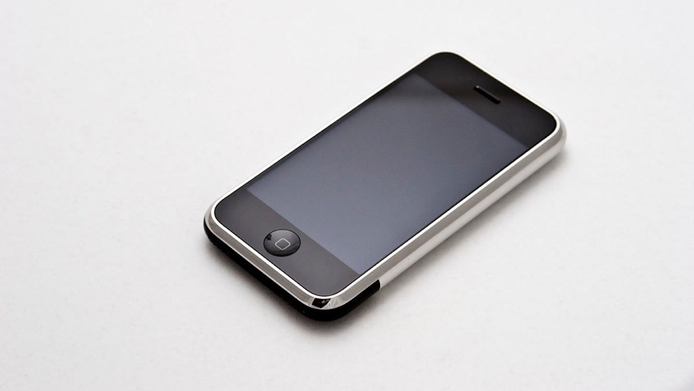 iPhone 1, 2007
