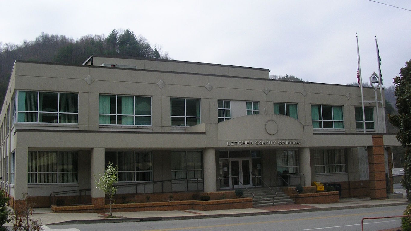Letcher county courthouse by The original uploader was Bedford at English Wikipedia