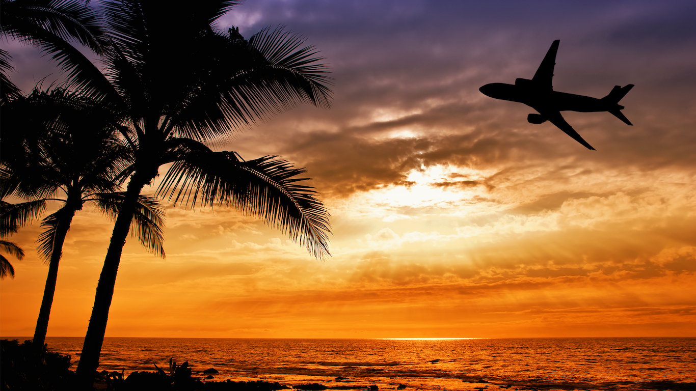 airplane silhouette Hawaii