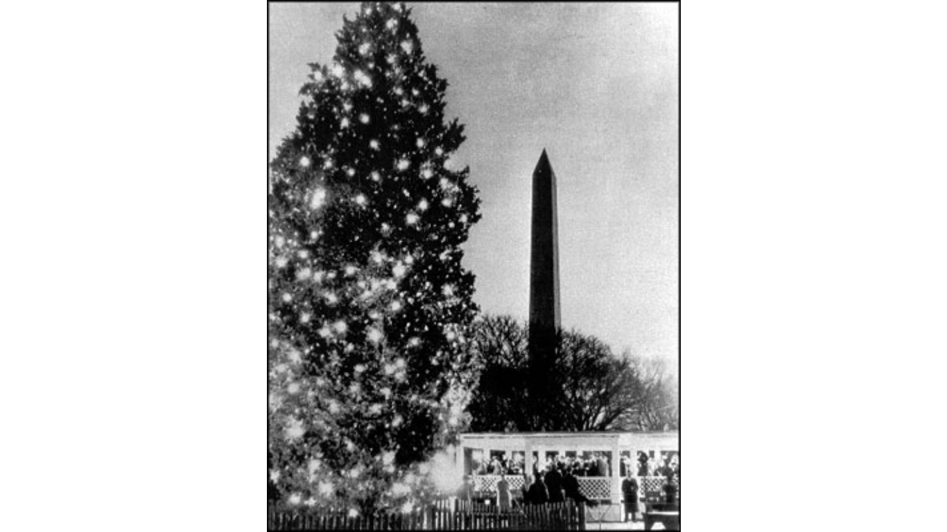 wmcnationaltree - 1940 Christmas