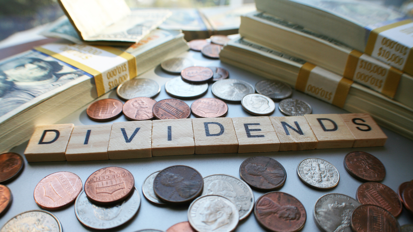 5 High Yielding Dividend Stocks Under  Are Perfect Passive Income Ideas