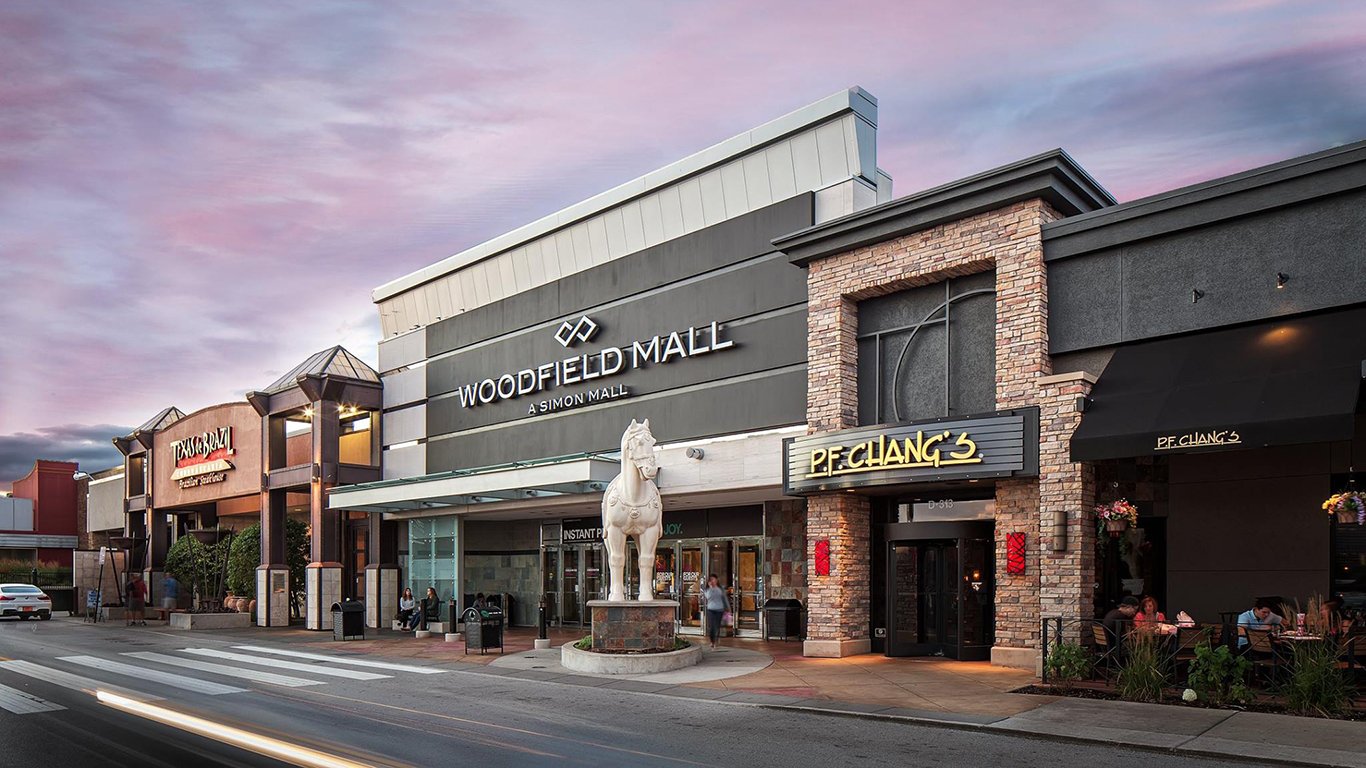 gucci woodfield mall