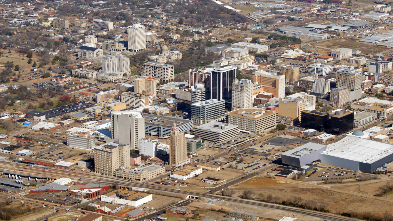 This Southern City Has the Most Homeless Students in America