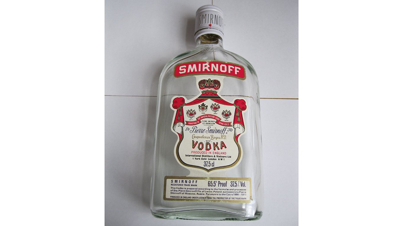 Smirnoff Vodka 375ml bottle by Reedy