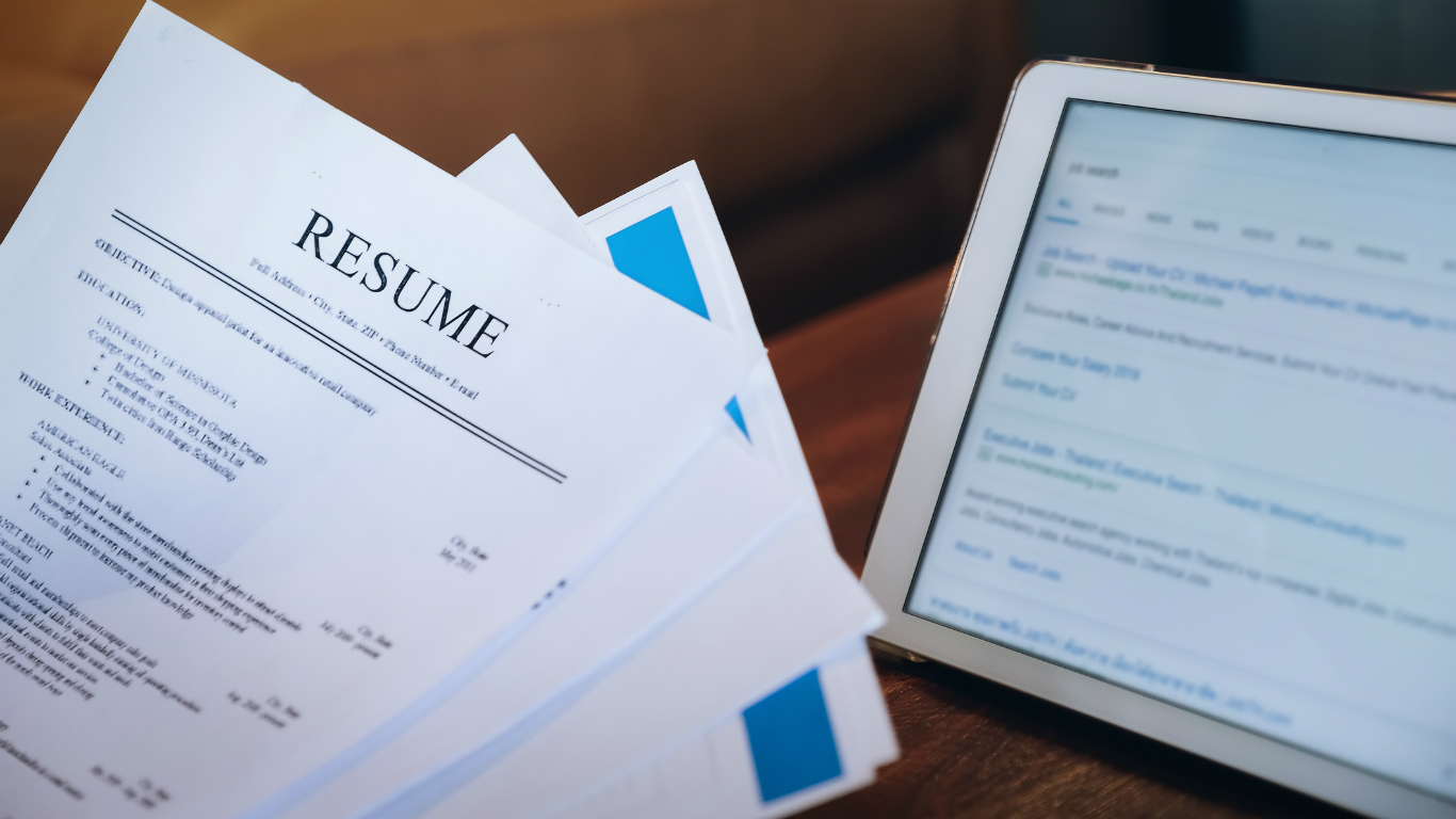 These Are the Secrets of the Perfect Resume, According to Harvard Experts