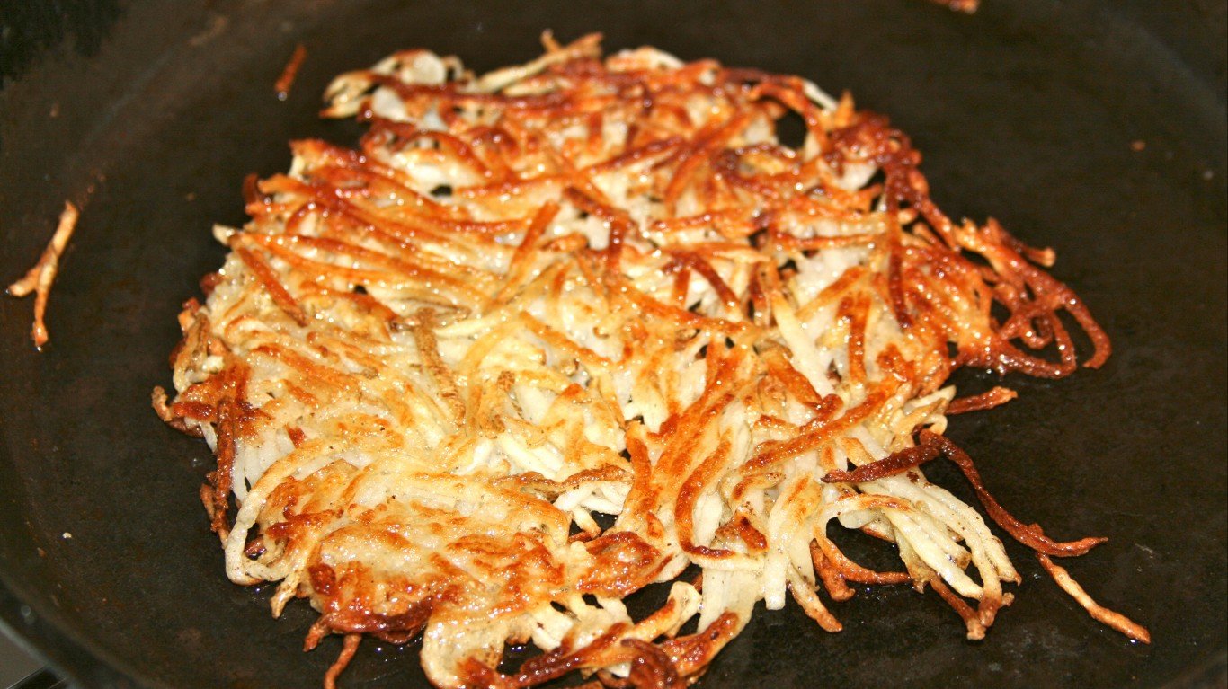 Hash Browns in Coconut Oil by cheeseslave