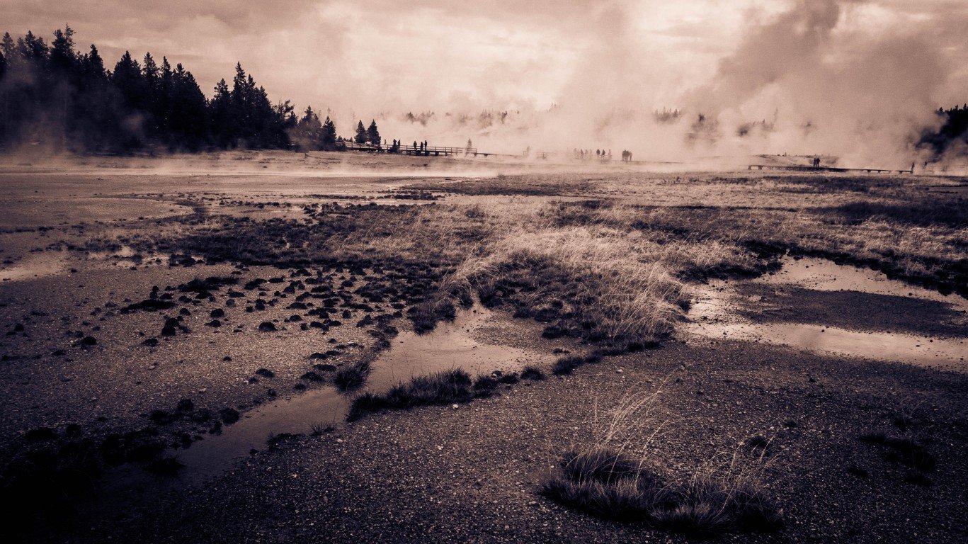 Norris Geyser Basin, Yellowsto... by CAJC: in the PNW