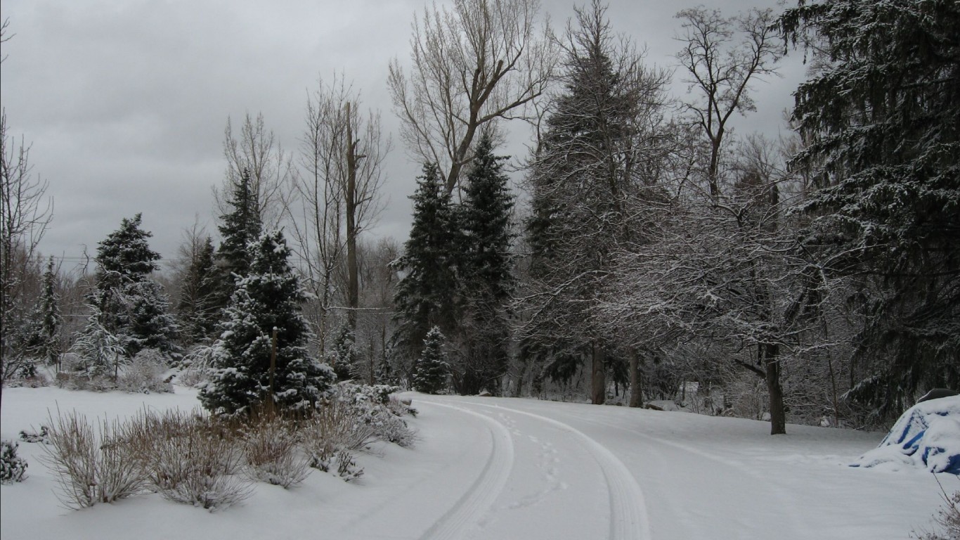 Beautiful Snowcovered Lane in ... by Ken Lund