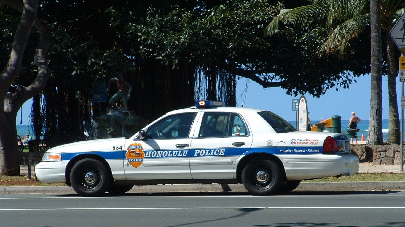 police car in waikiki, Hi by LOLO FROM TAHITI