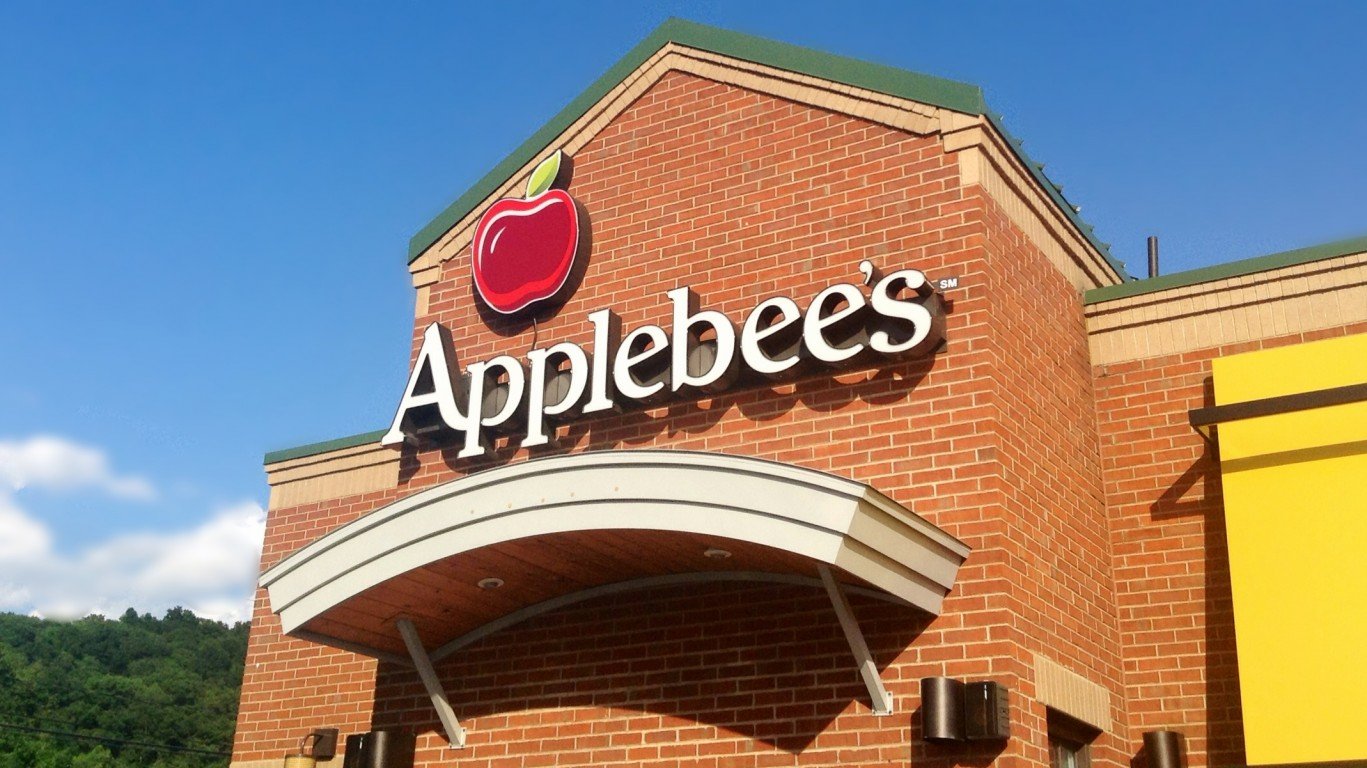 Applebee's by Mike Mozart