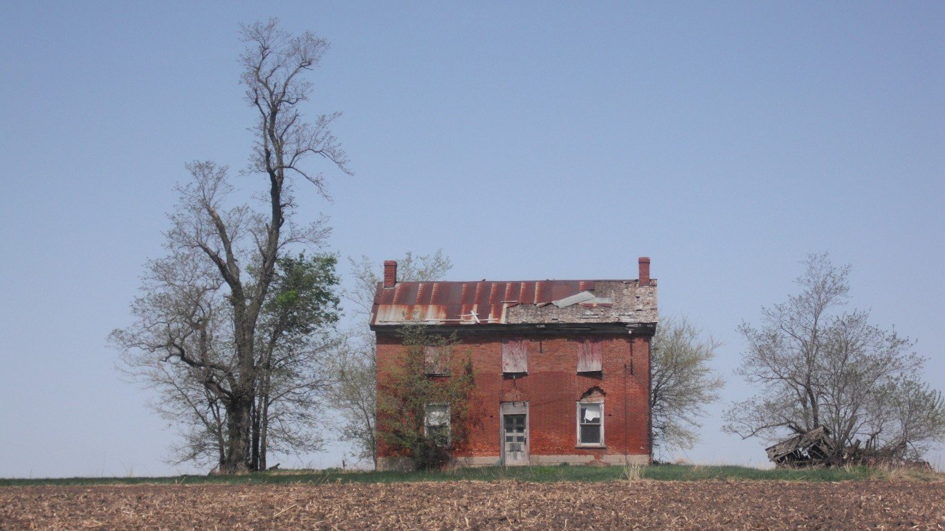 Old farmhouse by Matt Turner
