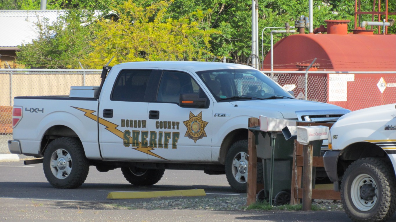Morrow County Sheriff at Irrig... by Richard Bauer