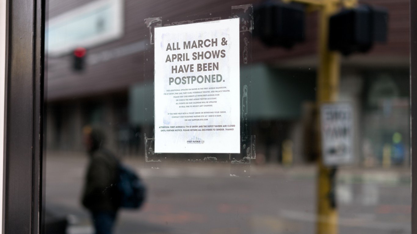 A sign about cancelled shows a... by Lorie Shaull