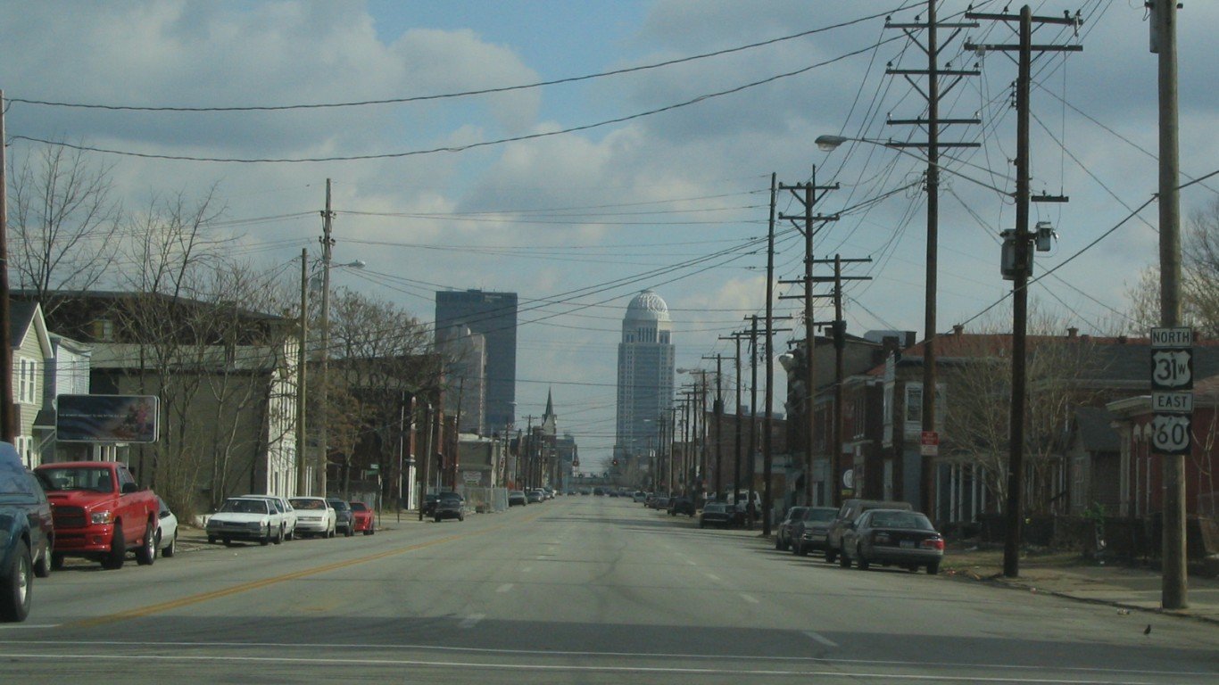 Louisville, Kentucky by Ken Lund
