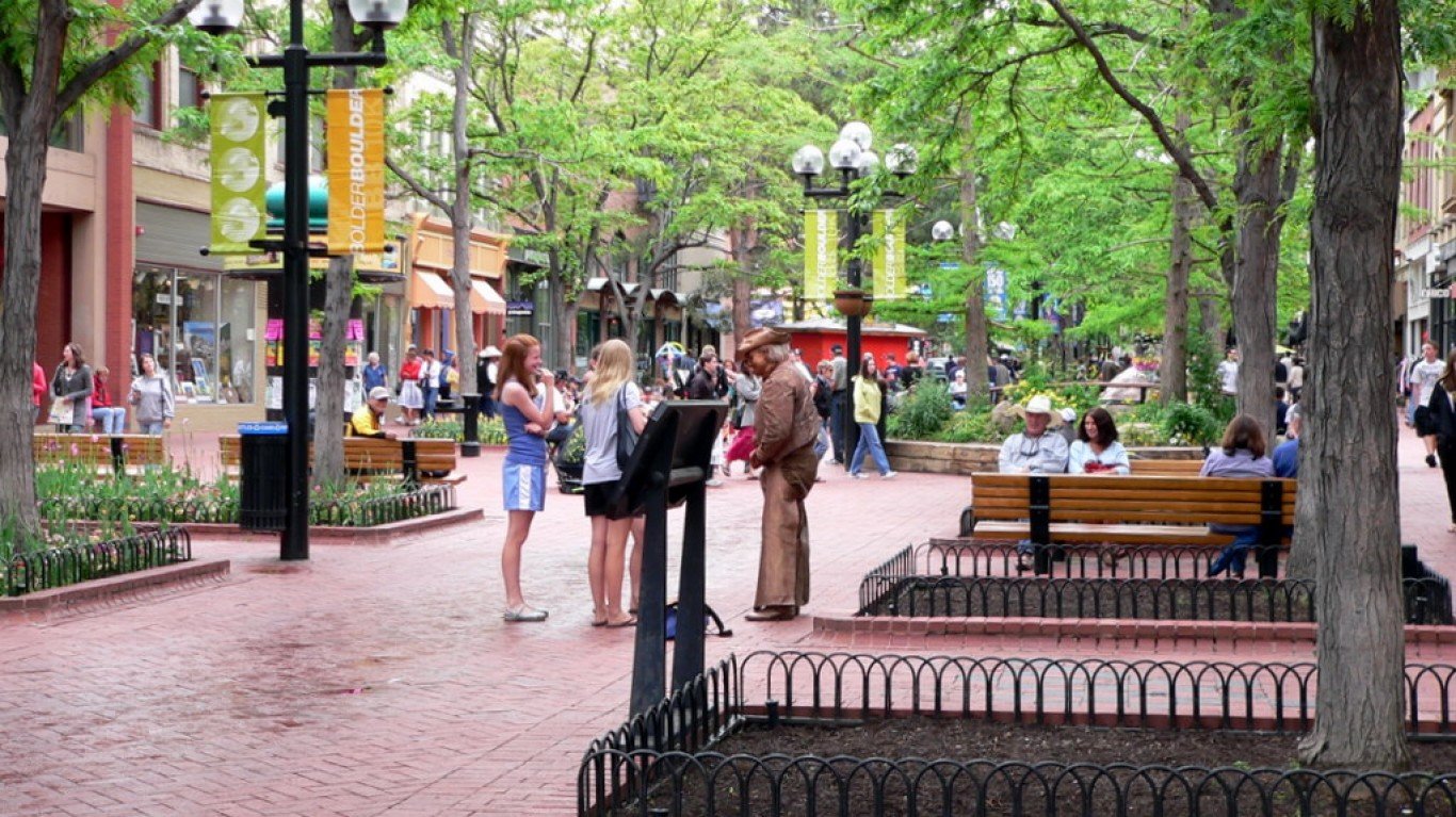 Pearl Street Mall -- Boulder, ... by Lee Coursey