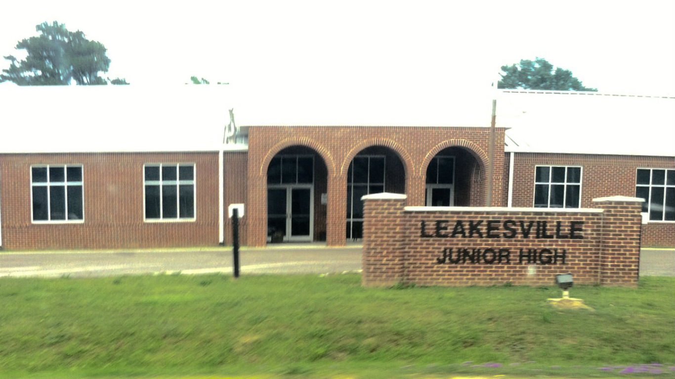 Leaksville Junior High School by Sturmgewehr88