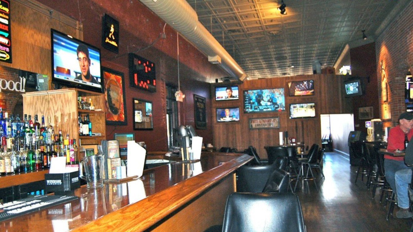 the coop sports bar and kitchen easton photos