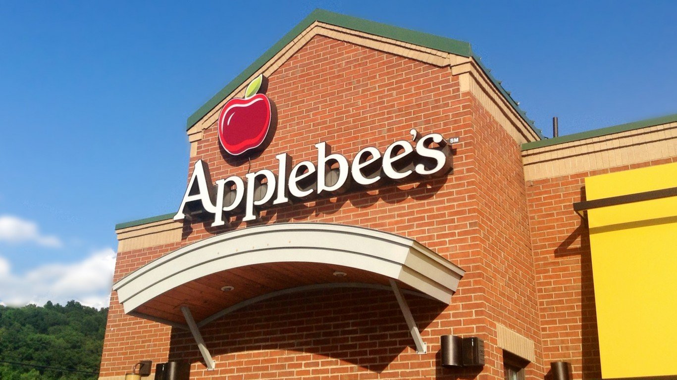 Applebee's by Mike Mozart