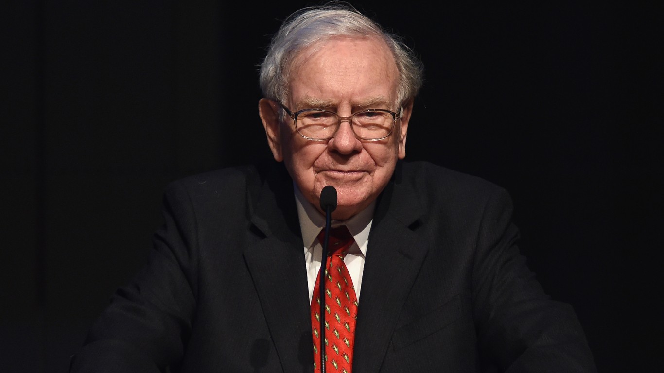 Has Warren Buffett Gone Too Far on His Apple Investment? - 24/7 Wall St.