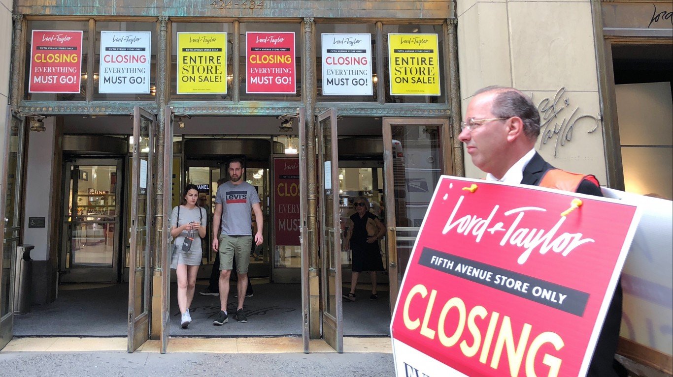 These 20 Retailers Closed the Most Stores Last Year 24/7 Wall St.