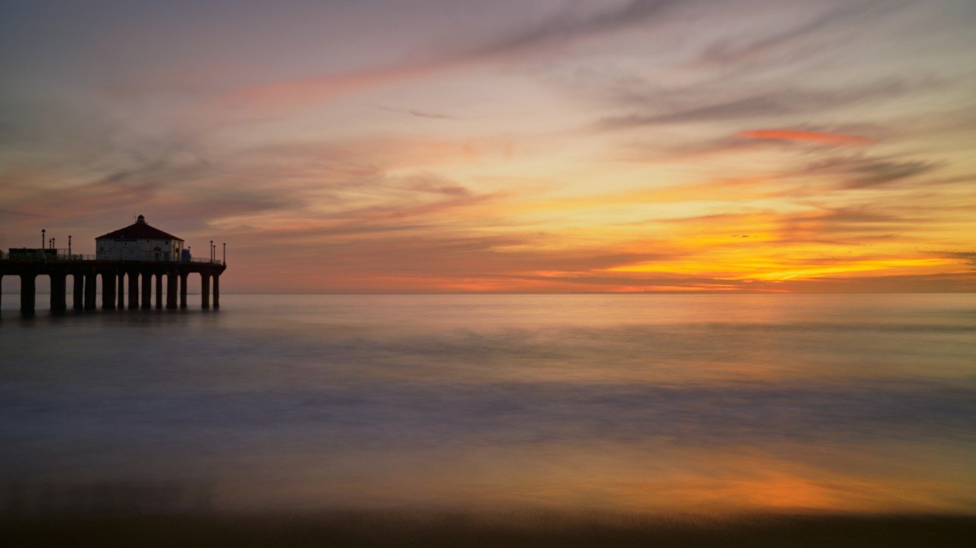 Manhattan Beach Sunset by Pedro Szekely
