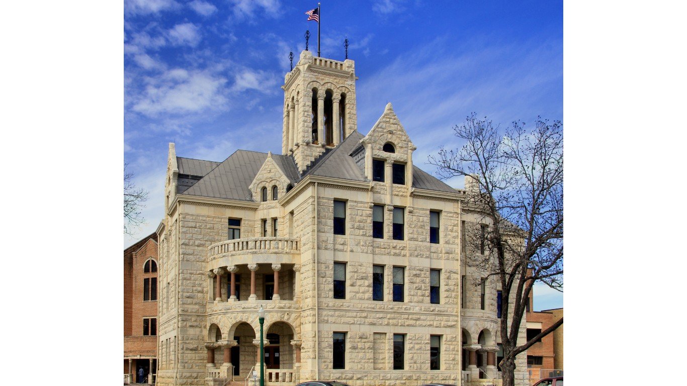 Comal county courthouse 2012 by Larry D. Moore