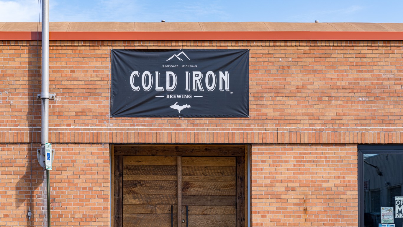 Cold Iron Brewing - Ironwood, ... by Tony Webster