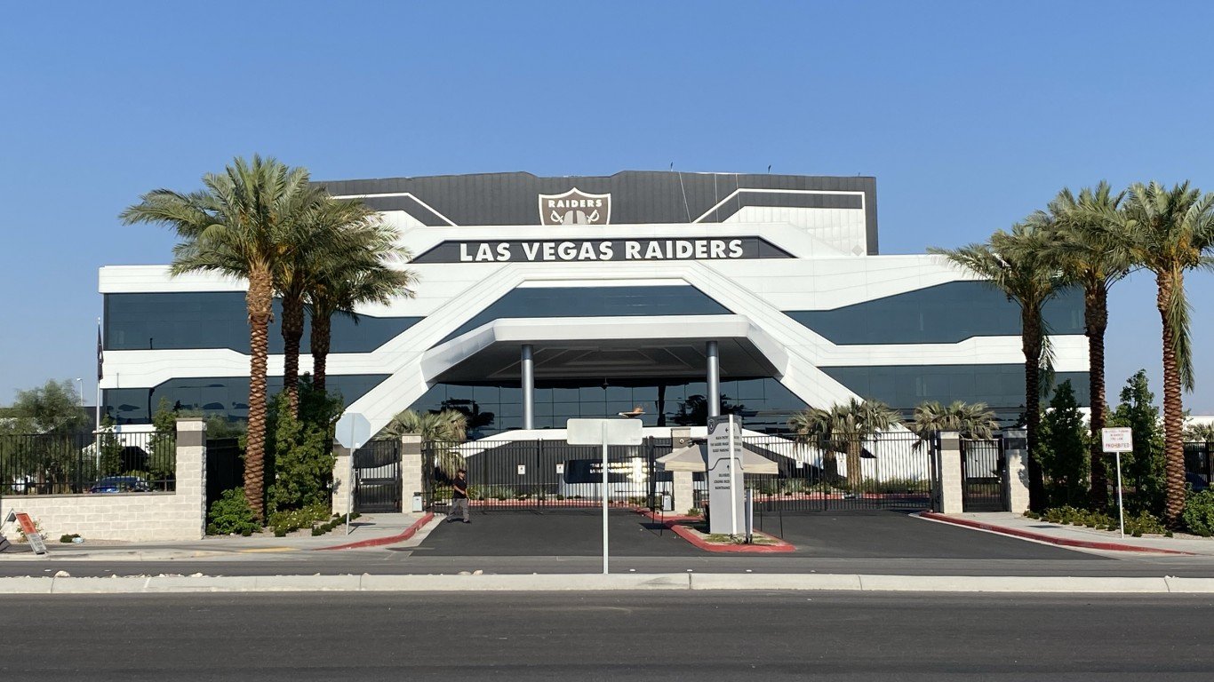 Las Vegas Raiders 08.2021 by Ron Mader