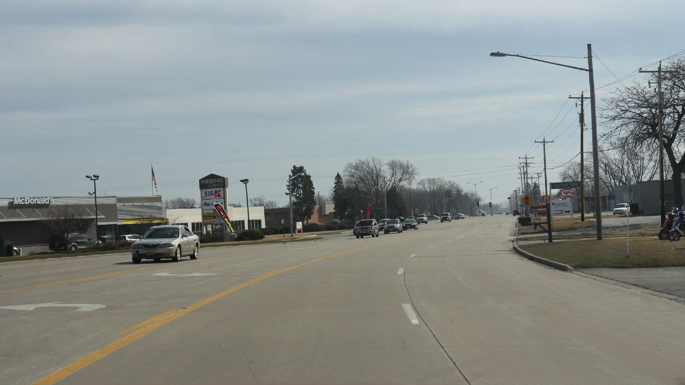 Caledonia Wisconsin WIS32 at 4 mile road by Royalbroil