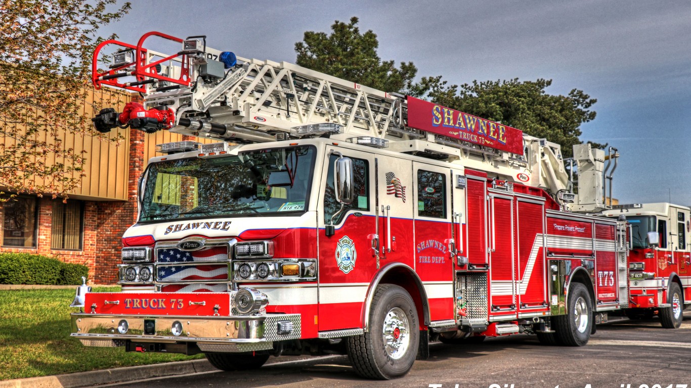 2/2 Shawnee, KS NEW Truck 73 A... by Tyler Silvest