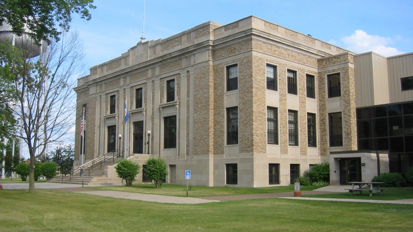 Aitkin Co Courthouse by Elkman