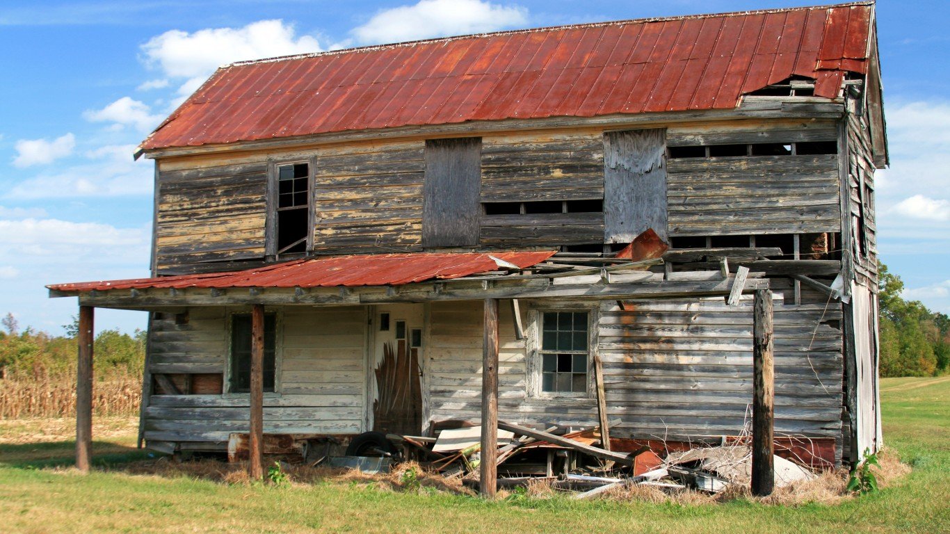 Abandoned in Bertie County by Wendy
