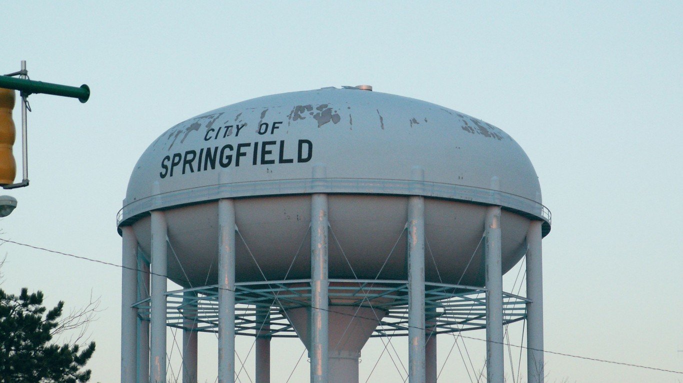 Springfield Water Tower by Cindy Funk