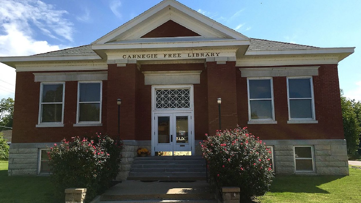 Carnegie Free Library, Burlington, Kansas by Shamera