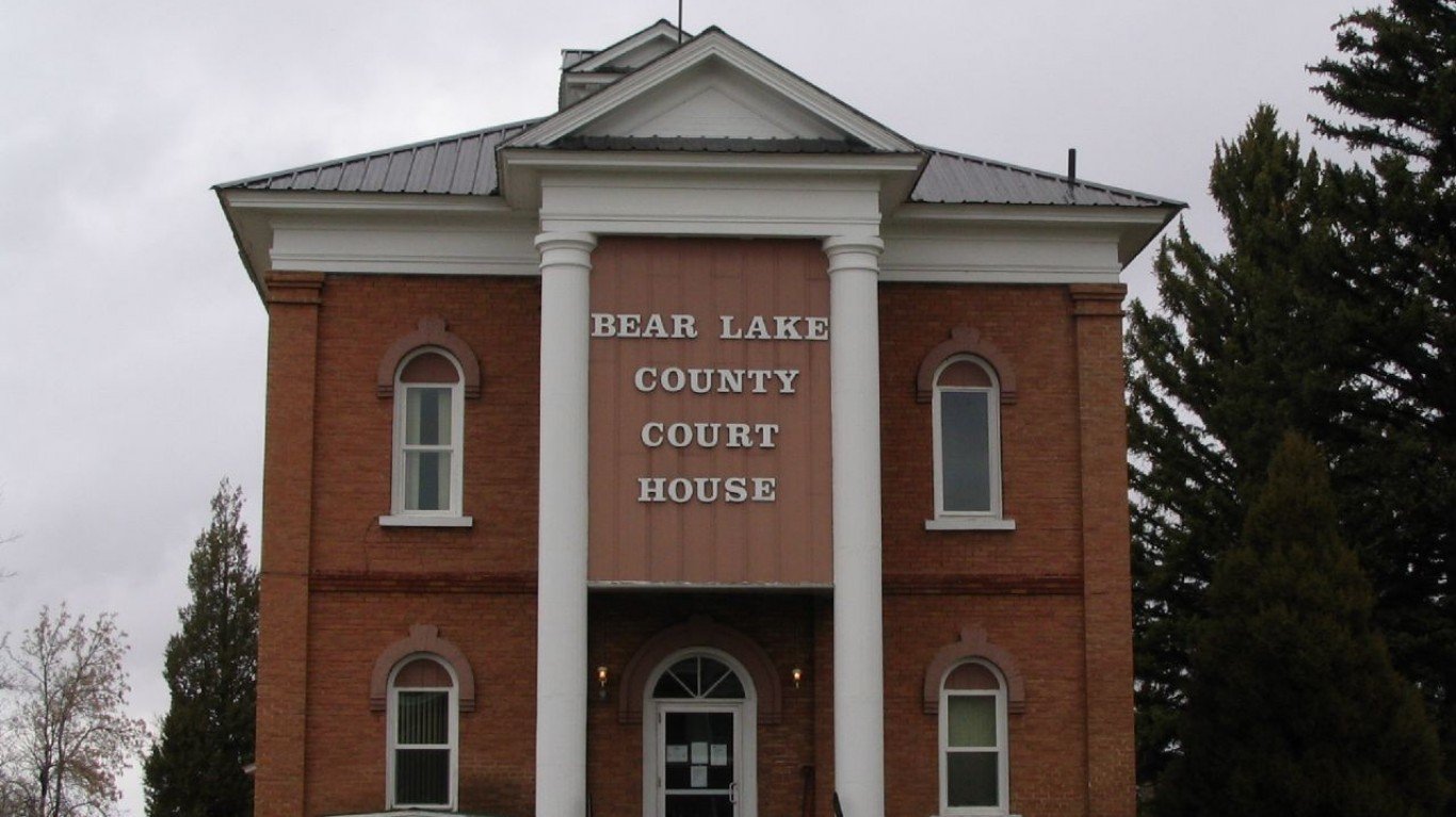 Bear Lake County Courthouse, P... by Ken Luпd