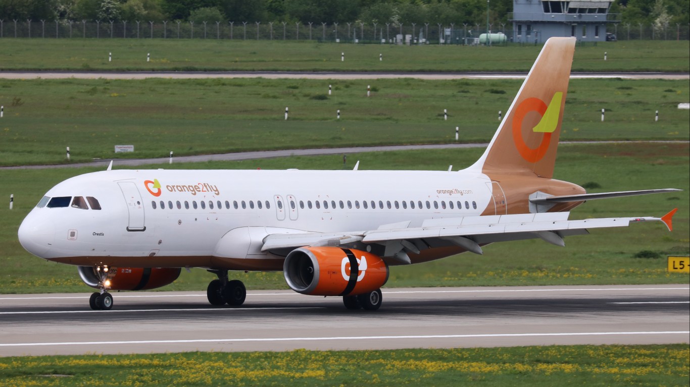 SX-ORG Airbus A320-200 Orange2... by Marvin Mutz