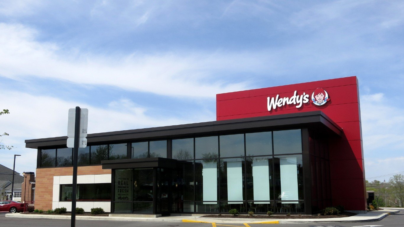 Wendys flagship restaurant (Dublin, Ohio) by Nheyob