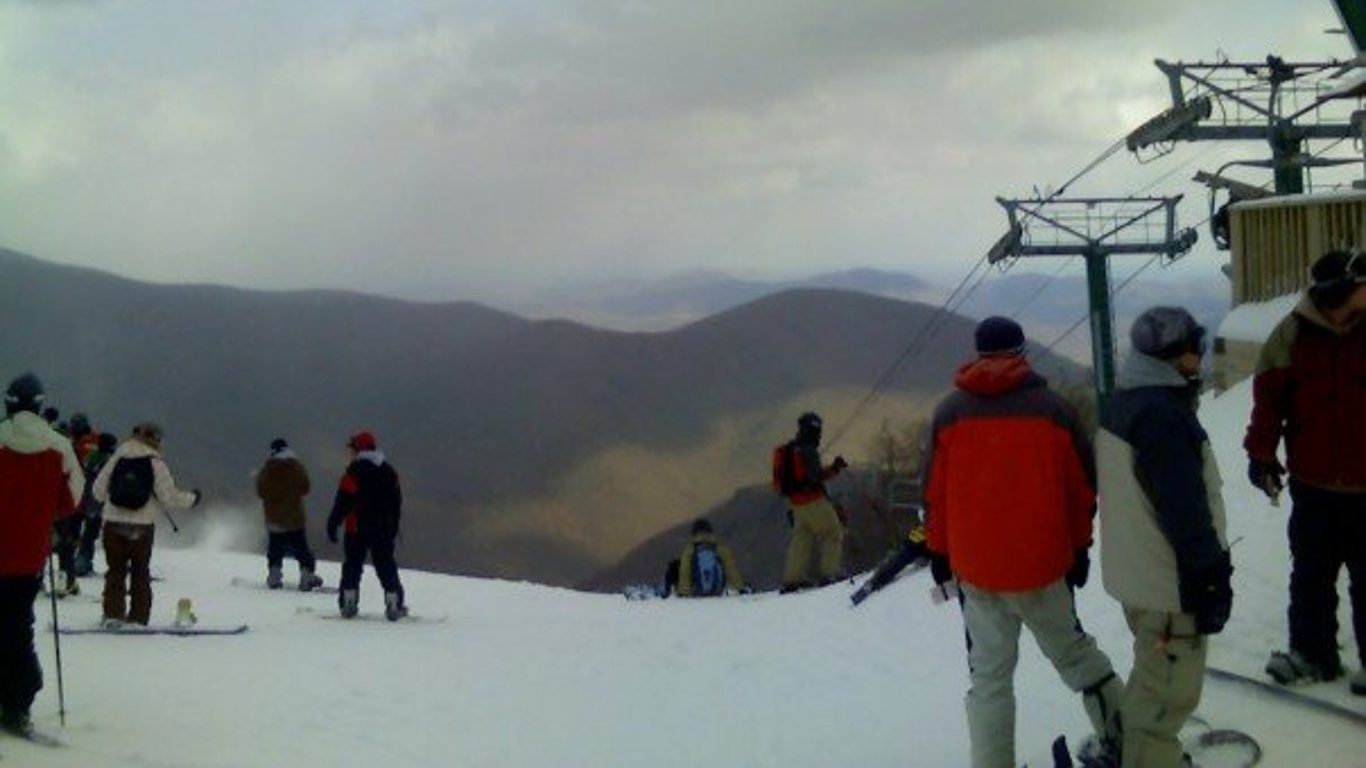 Top of the Highlands in January 2006, Wintergreen Resort by Birdman234