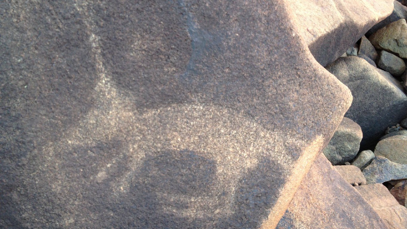 Aboriginal rock carving by Jussarian