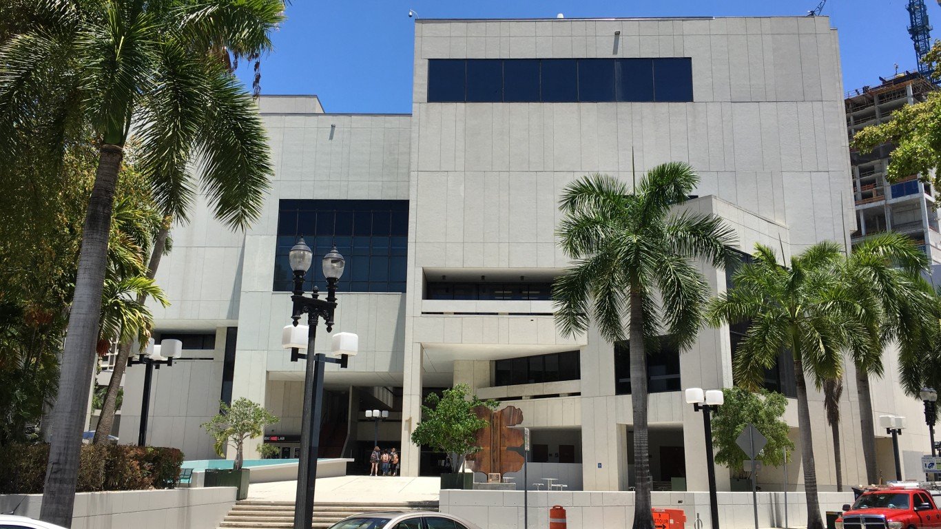 Miami Dade College Downtown Ca... by Phillip Pessar