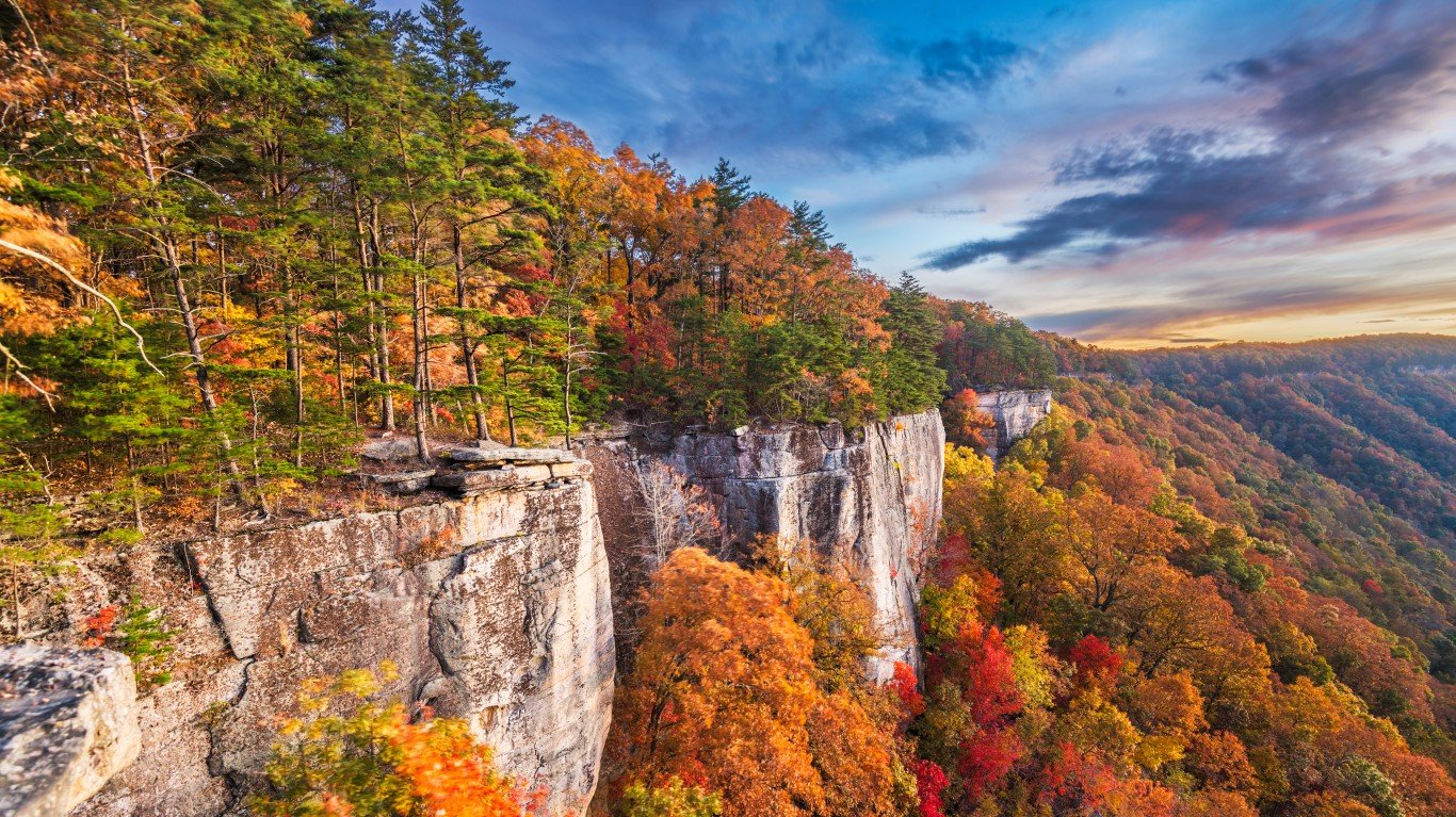 West Virginia | New River Gorge, West Virginia, USA autumn morning