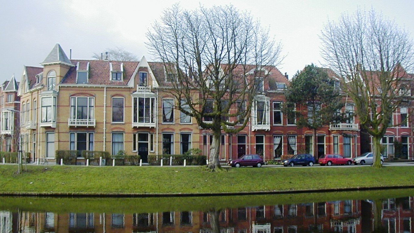 Leiden houses 1998 by John Lord