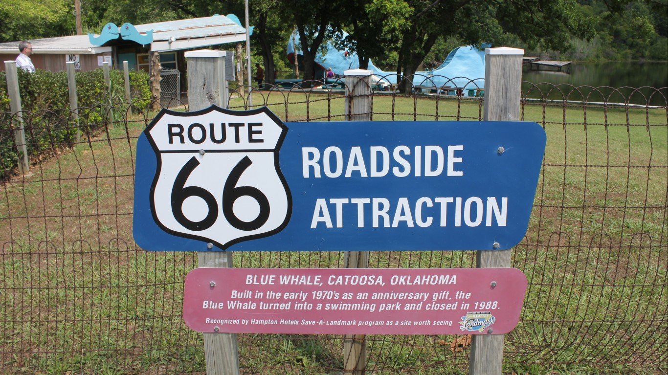 Route 66 Attraction, Catoosa, ... by Nicolas Henderson
