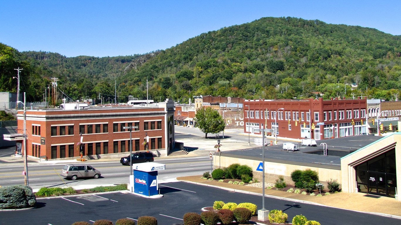 LaFollette-Central-Tennessee-tn1.jpg by Brian Stansberry 