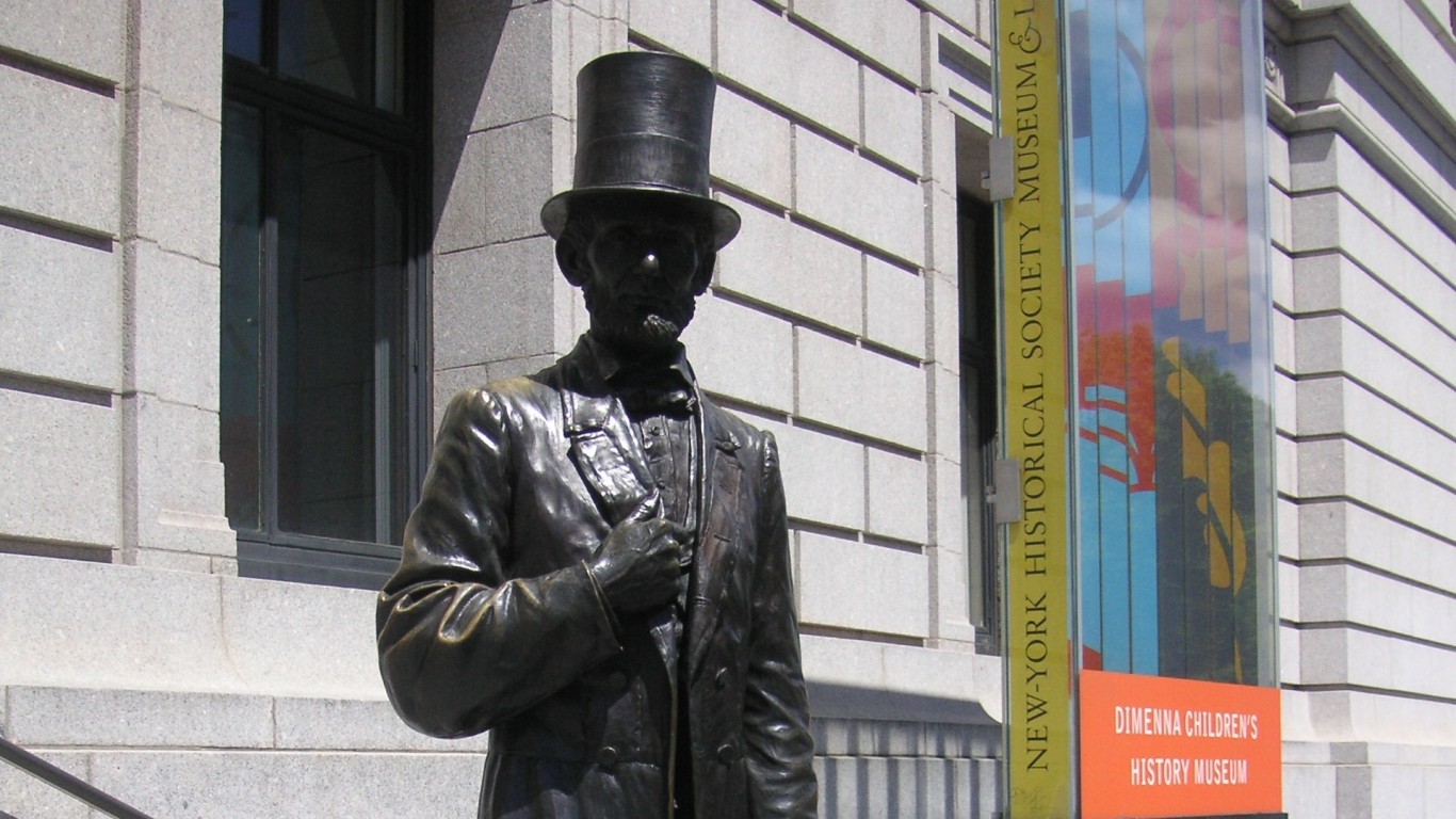 New York - Abraham Lincoln by Bartwatching