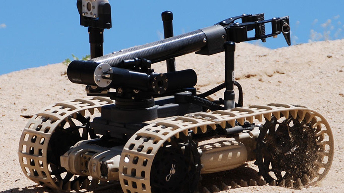 20 Military Robots Used by the World's Superpowers – 24/7 St.