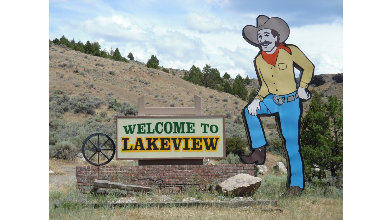 Welcome Sign, Lakeview, Oregon, 2014 by Orygun