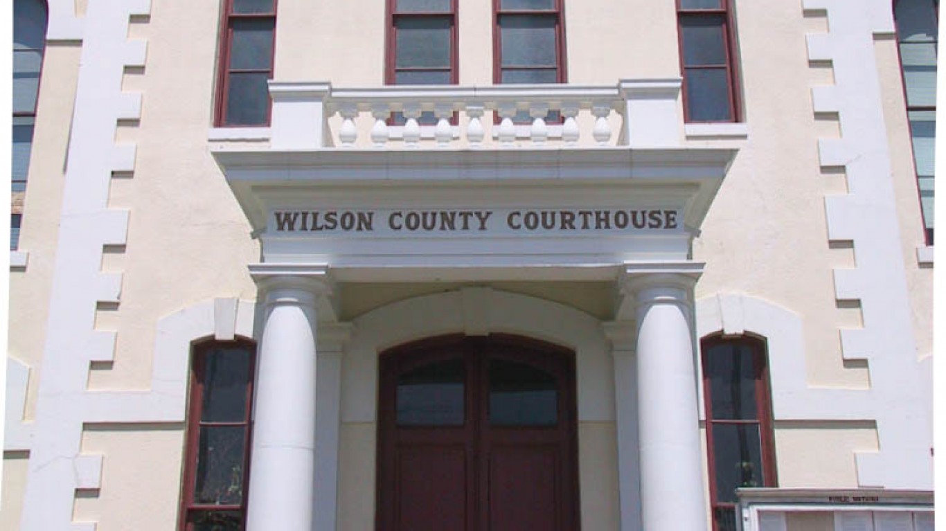 Wilson County Courthouse by Gerry Brush